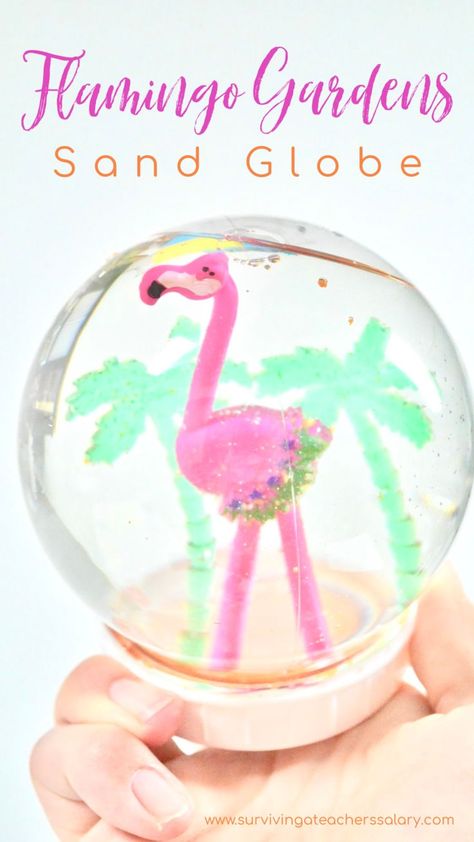 Snow Globe Ornaments Diy Kids, Beach Sand Ornament Diy, Dollar Tree Snow Globe Ornament, Diy Globe, Diy Pin Board, Snow Globe With Plastic Ornaments, Picture Snow Globe, Beach Snow Globe, Snow Globe Crafts