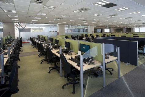 Orange Office, Oviedo Spain, Interior Wall Colors, Investing Books, Interior Design Software, Open Office, Office Snapshots, Retail Design Blog, Office Workspace