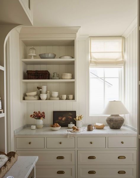 Modern English Country, Monday Inspiration, Linen Interior, Kitchen Farmhouse, Cottage Kitchen, Wood Kitchen, White Cabinets, William Morris, Dream Kitchen