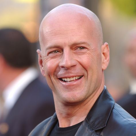 22 Handsome Pictures of Bruce Willis That Will Make You Want to Give His Bald Head a Big Rub Esfp Male, Bald Celebrities, Bald Actors, Bald Fashion, Willis Family, Bald Head, Bald Men, Bald Heads, Jason Statham