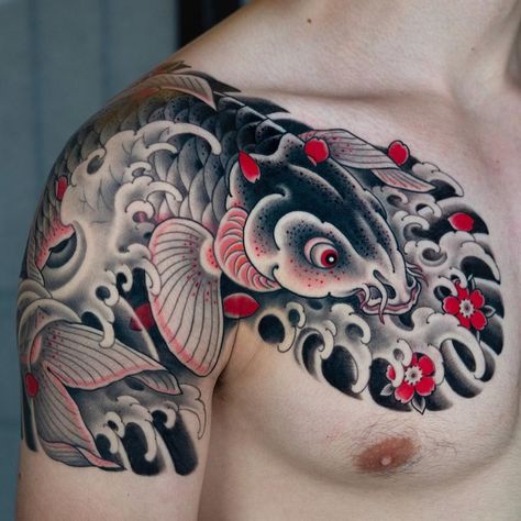 Fish Chest Tattoo, Pez Koi Tattoo, Chest Tattoo Men Ideas, Tengu Tattoo, Tattoo Men Ideas, Japanese Mask Tattoo, Japanese Irezumi, Japanese Snake Tattoo, Oni Tattoo