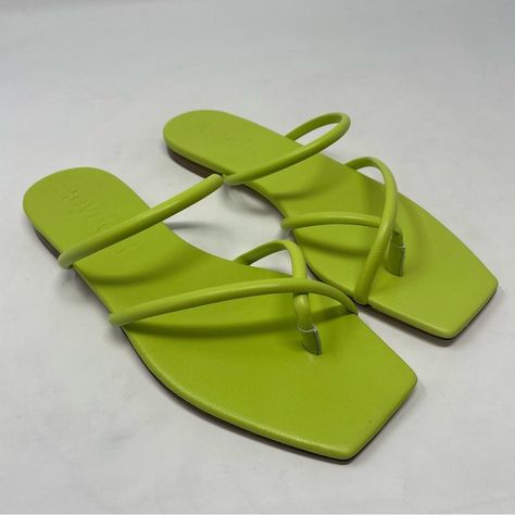 Aeyde Mina Strappy Leather Slide Sandals In Green - Nwt Condition: New With Box 05/24-B12 Sizes Available: Eu37/Us7 Eu38/Us8 Eu40/Us10 Light Green Sandals, Ankle Cuff Heels, Double Strap Sandals, Green Sandals, Strappy High Heels, Silver Sandals, Best Running Shoes, Leather Slide Sandals, Black Leather Sandals