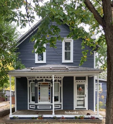 $75K Thursday - c.1890 Nebraska Folk Victorian Home For Sale $60K - Old Houses Under $50K Old Cottage Homes, Front Foor, Folk Victorian House, Folk Victorian Farmhouse, Stained Glass Wood, Big Deck, Folk Victorian, Victorian Farmhouse, Victorian Home