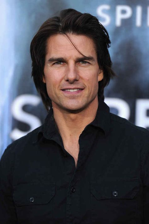 Tom Cruise | 47 Famous People Who Went To Catholic School Tom Cruise Long Hair, Tom Cruise Movies, Rain Man, Shia Labeouf, Logan Lerman, Actrices Hollywood, Family Cruise, Amanda Seyfried, Most Handsome Men