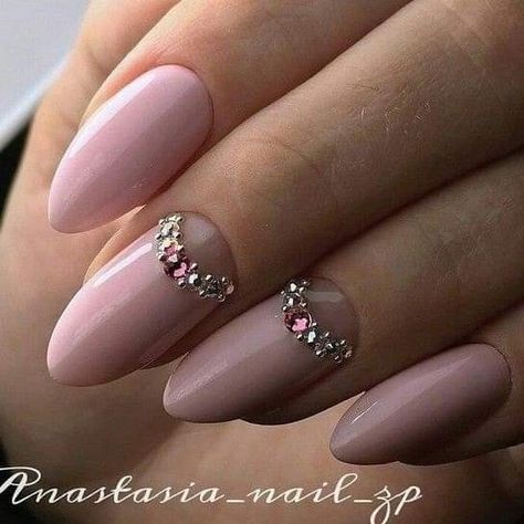 Stone Nails, Nails Bling, Diamond Nail Art, Swarovski Nails, Gem Nails, Cover Girl, Diamond Nails, Crystal Nails, Bridal Nails