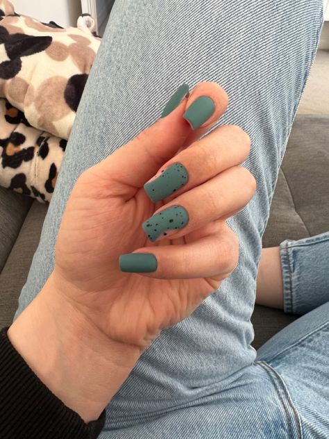 Matte nails with pattern Greenish Blue Nails, Simple Girly Nails, Blue Manicure, Girly Nails, Blue Nail Color, Manicure Nail Designs, Nails Matte, Blue Nail, Greenish Blue