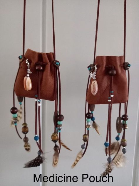 Lipan Apache, Beaded Leather Bag, Native Boots, Leather Medicine Bag, Mojo Bags, Medicine Pouch, Bohemian Style Jewelry, Leather Bag Pattern, Medicine Bag