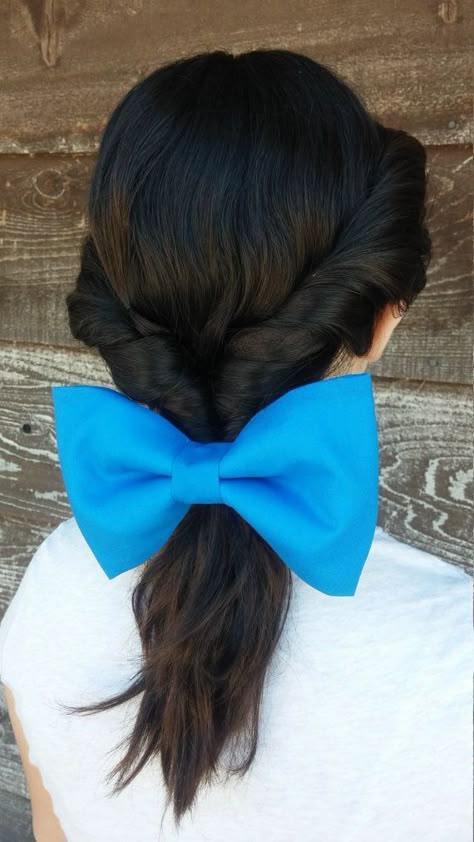 Bff Costumes, Disney Hairstyles, Belle Hair, Belle Aesthetic, Homecoming Themes, Beauty And The Beast Costume, Varsity Cheer, Belle Hairstyle, Beast Costume