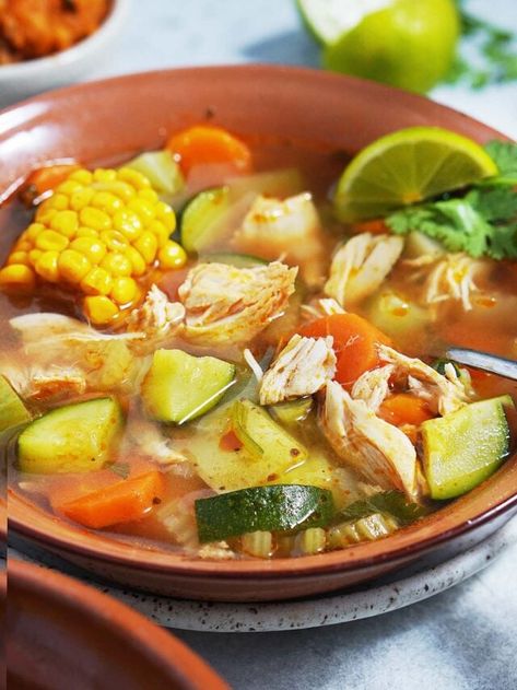 Chicken Caldo, Authentic Mexican Chicken, Mexican Vegetable Soup, Mexican Soups, Caldo Recipe, Sick Food, Mexican Chicken Soup, Mexican Soup Recipes, Pollo Recipe