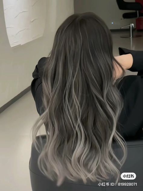 Dyed Hair Inspiration Long Hair, Dyed Hair Highlights Blondes, Ulzzang Colored Hair, Chinese Hair Color Ideas, Korean Hair Color Cool Tone, Korean Hair Balayage, Brown Hair With White Ends, Korean Ombre Hair, Silver Tips Hair