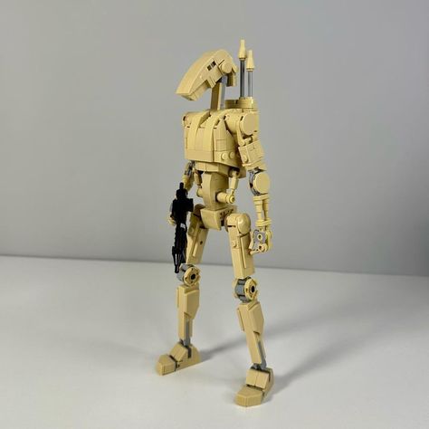 B1 Battle Droid B1 Battle Droid, Lego Droid, Lego Moc Ideas, Battle Droid, Lego Board, Lego Stuff, Lego Moc, Lego Ideas, Lego