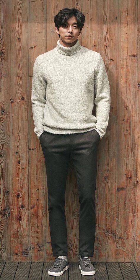 Korean Winter Men Fashion, Asian Winter Outfits Men, Korean Fashion Men Winter, Coachella Outfit Men, Korean Style Winter, Gong Yoo Goblin, Korean Winter Outfits, Goblin Gong Yoo, Navy Pants Men