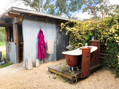 The Best Glamping Experiences in South Australia | Travel Insider Forest Bungalow, Hot Tub Privacy, Outdoor Bathtub, Outdoor Bathroom Design, Outdoor Tub, Outdoor Baths, Hot Tub Backyard, Outdoor Bath, Shipping Container House