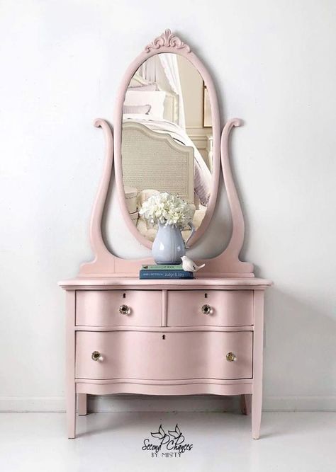 Repin by Peg Kusner Design - Serving retired professionals in Phoenix and northern Arizona, by helping them downsize, age-in-place, make space for grandkids and social lives. Annie Sloan Chalk Paint Antoinette, White Chalk Paint Furniture, Pink Chalk Paint, 18th Century France, Antiquing Furniture Diy, Dresser Painted, Pink Chalk, Vintage Dresser, Primitive Furniture