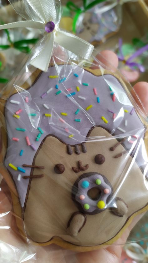 B-day Pusheen Cat Pusheen Birthday Party Ideas, Carol Aesthetic, Pusheen Collection, Pusheen Birthday, Pusheen Cute, Cake Cafe, Cat Cookies, Cat Birthday Party, Pusheen Cat