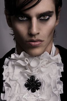 Makeup on Pinterest Mens Vampire Makeup, Gothic Male, Makeup Vampire, Mens Makeup, Steampunk Makeup, Men's Makeup, Vampire Makeup Halloween, Halloween Hombre, Men Makeup