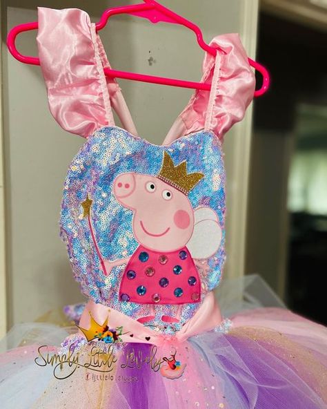 Peppa Birthday, Peppa Pig Outfit, Peppa Pig Dress, Peppa Pig Party, Peppa Pig Birthday, Pig Birthday, Peppa Pig, Birthday Dresses, Birthday Outfit