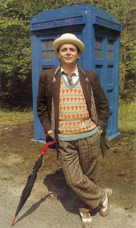 Sylvester McCoy: the seventh Doctor 1989 Fashion, Seventh Doctor, Doctor Who Outfits, Sylvester Mccoy, Fifth Doctor, Peter Davison, Classic Doctor Who, Doctor Outfit, 13th Doctor