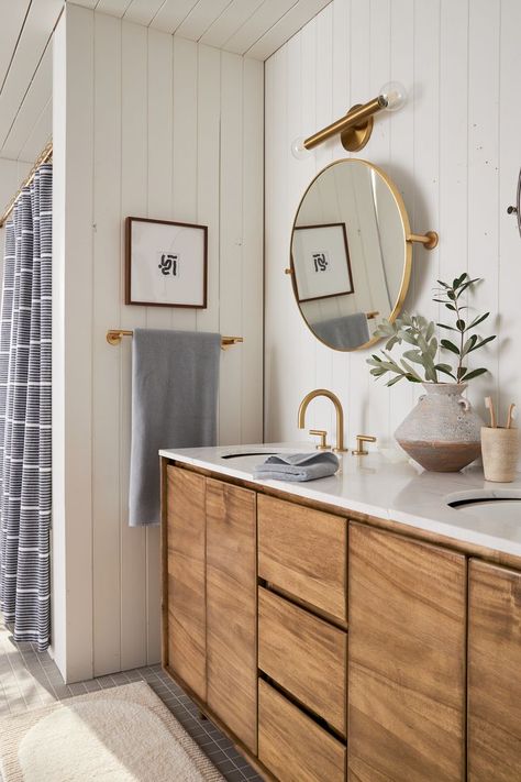 West Elm Bathroom Ideas, Hawaiian Bathroom, West Elm Bathroom, Master Bath Closet, Master Bath And Closet, Costal Cowgirl, Organized Bathroom, Bath Closet, Idea For Home