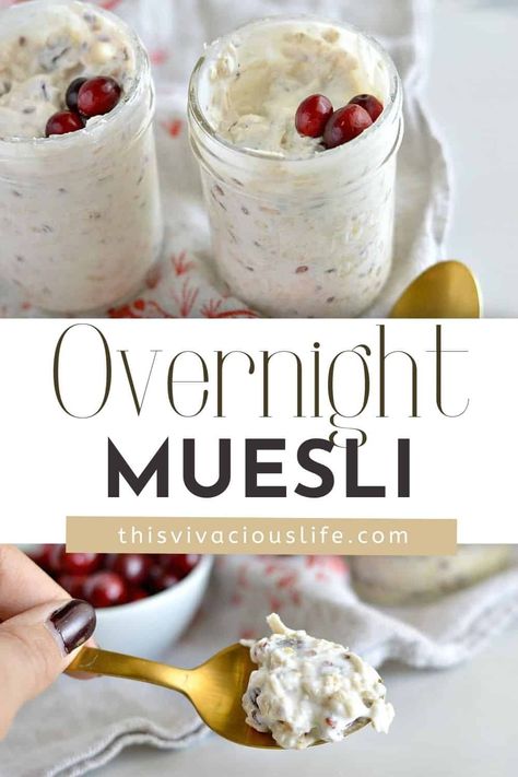 This delicious overnight muesli with cranberries and greek yogurt is the perfect on the go and nutritious breakfast. Prepare in under 5 minutes, let refrigerate overnight, and enjoy the next morning! Overnight Oats Greek Yogurt, Overnight Muesli, Muesli Breakfast, Muesli Recipe, Chestnut Recipes, Workout Meals, Overnight Recipes, Bircher Muesli, Oat Recipes Healthy