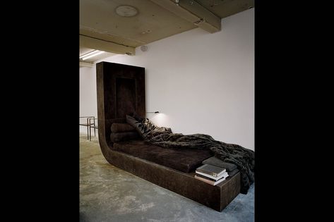 Designer Rick Owens Paris Home | A daybed covered in suede with a sable blanket, both by Owens, whose designs are sold through Salon 94 in New York City and Gallerie Pierre-Marie Giraud in Brussels. Rick Owens Home, Rick Owens Furniture, Minimal Bedroom, Cy Twombly, Paris Home, Paris Apartments, Design Exterior, Gothic House, World Of Interiors