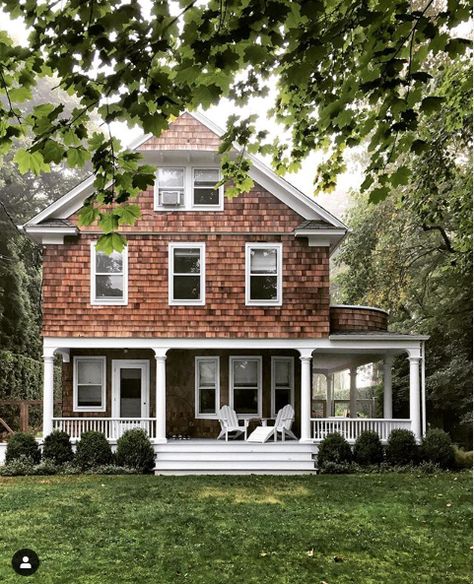 White Wash Walls, Wraparound Porch, Interior Modern, House Goals, Brick House, Pretty House, Beautiful Home, House Inspo, Country Living