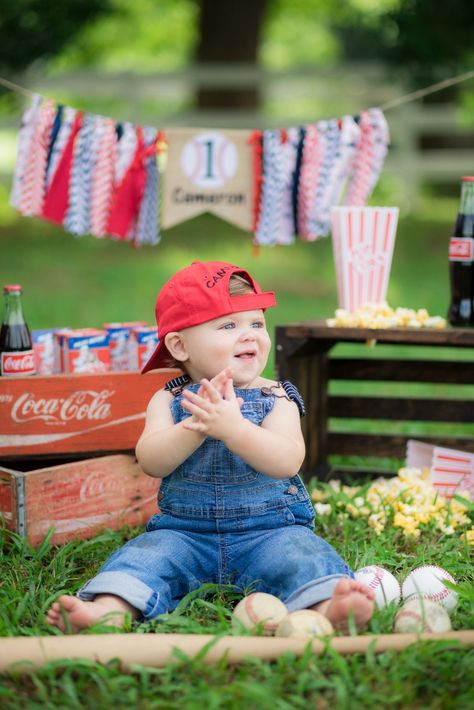 Baseball First Birthday Photo Inspiration by Houston Photographer Jessica Pledger Photography Baseball Themed First Birthday, Baseball First Birthday, First Birthday Photo, Themed First Birthday, Houston Photography, Houston Wedding Photographer, First Birthday Photos, Houston Wedding, Birthday Photo