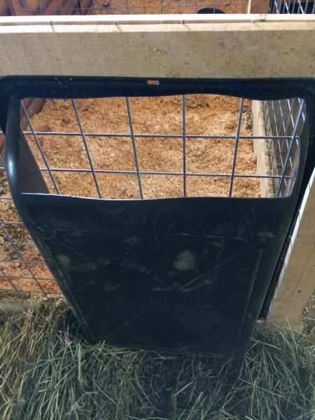 DIY Goat and Sheep Manger/Feeder/Hay Rack – Less Hay Waste! – Willow Creek Farm 4h Goats, Goat Hay Feeder, Rabbit Facts, Goat Feeder, Horse Feeder, Hay Racks, Small Barns, Hay Feeder, Goat Barn