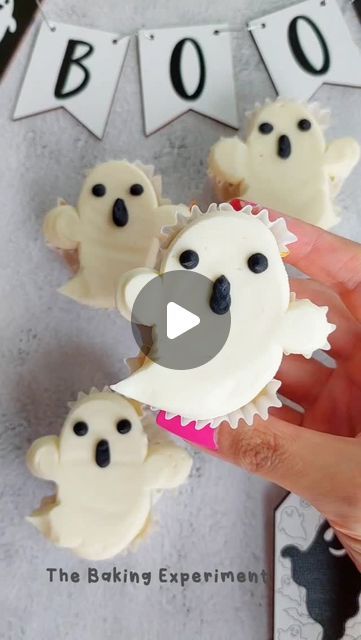 Jean Yap on Instagram: "Ghost cupcakes 👻  I shaped the cupcakes with foil prior to baking and I know it didn't look like a ghost at all! But it is one of those "trust the process" situations and they turned out fairly decent after I piped the buttercream.   #ghostcupcakes #cutecupcakes #halloweencupcakes #buttercreamcupcakes #buttercreampiping #cutefood #kawaiidessert #foodnetwork #foodblogfeed" How To Make Ghosts, Ghost Cupcakes, Kawaii Dessert, Brownie Cupcakes, Buttercream Cupcakes, Cupcake Decorating, Cute Cupcakes, Halloween Cupcakes, A Ghost