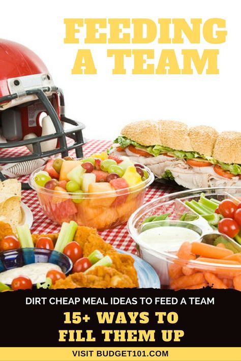 How to Feed a Football Team- Literally! Food For Baseball Games, Football Team Lunch Ideas, Volleyball Team Lunch Ideas, Team Sandwich Ideas, Meals For A Football Team, Football Team Dinners High School Ideas, Football Team Dinner Ideas Meals, Team Party Food Ideas, Meal Ideas For Football Team