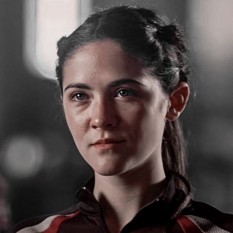 Prim Hunger Games, Clove Kentwell, Clove Hunger Games, Districts Of Panem, Hunger Games Characters, Dr Marvel, Hunger Games 3, Hunger Games Series, Hunger Games Catching Fire