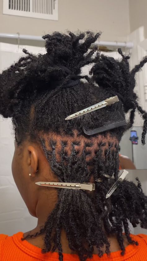 another retwist on my microlocs. the last one lasted a good week and a half 😭 p.s i will still be interlocking them too 15 months locd est. 6•15•22 w/ two strand twists 260 loc babies maintained w| 2 point rotation youtube channel: @queentyquana (linked in bio) ##microlocs##diymicrolocs##microlocsjourney##locs##locstyles Retwisting Starter Locs, Braid Locs Starter, Diy Micro Locs, Micro Dreads, Starter Microlocs, Tiny Locs, Loc Tips, Retwist Locs, Micro Locks