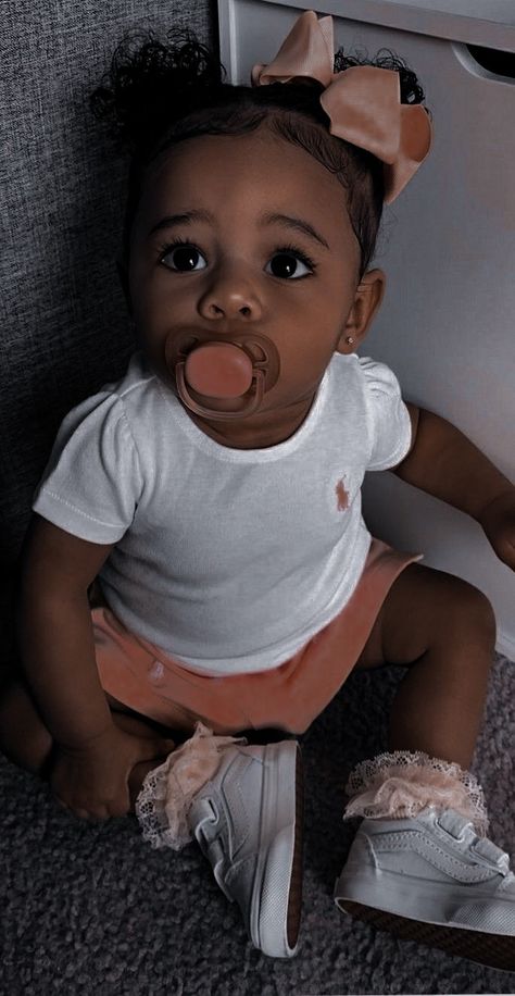 Black Baby Aesthetic, Cute Babies Pictures, Hairstyles For Natural Hair Kids, Light Skin Babies, Mixed Babies Black And White, Brownskin Baby, Cute Black Baby Girl, Blaxican Babies, Cute Babys