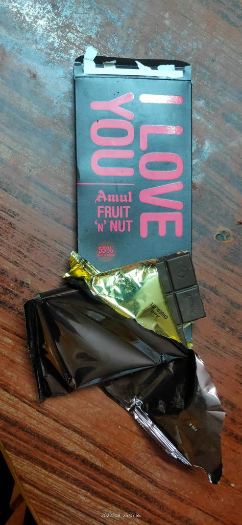 Amul dark chocolate @ Rs.110 Amul Dark Chocolate, Amul Chocolate, Silk Oreo, Chocolate Photos, Funny Lockscreen, Cocoa Chocolate, Chocolate Fruit, Make Pictures, Portrait Poses