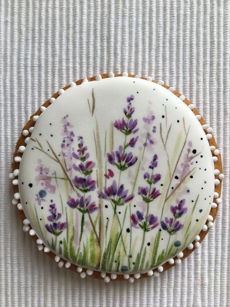 Lavender Cookie, Painted Sugar Cookies, Gingerbread Art, Watercolor Cookies, Lavender Cookies, Flower Sugar Cookies, Hand Painted Cookies, Paint Cookies, Iced Sugar Cookies