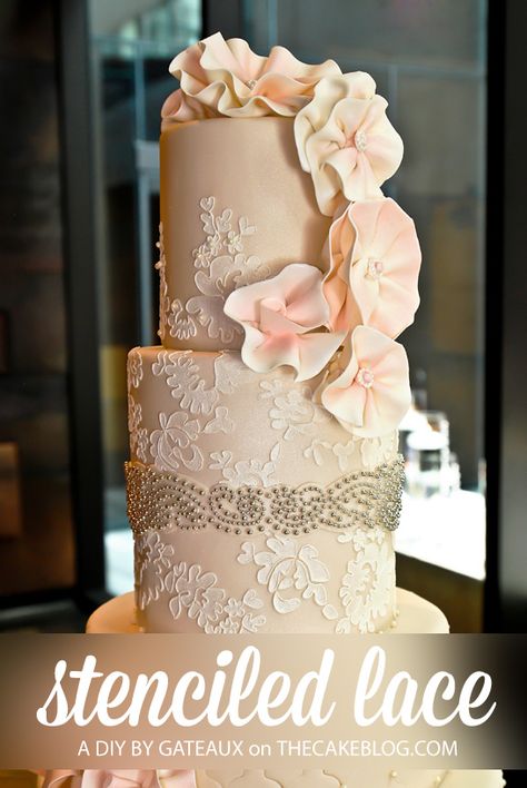 Dessert Art, Lace Cake, Lace Wedding Cake, Tiered Cake, Cake Blog, Gateaux Cake, Cake Stencil, Pastry Art, Cake Lace