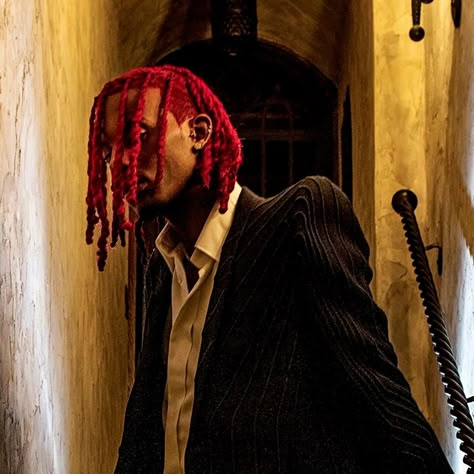 Playboi Carti Lyrics, Carti Pictures, Carti Lyrics, Carti Icons, Rappers Pfp, Color Dreads, Red Dreadlocks, Sir Carter, Red Locs