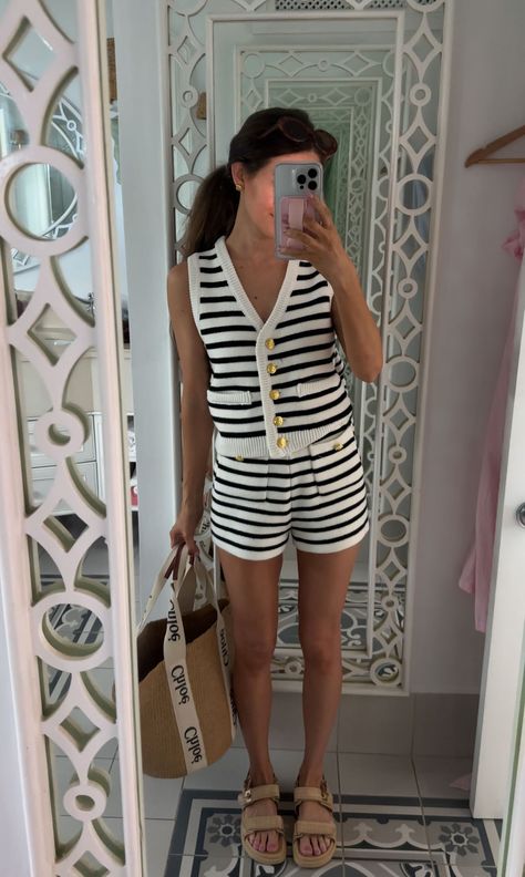 Resort Review: Cobblers Cove in Barbados - Southern Curls & Pearls Cape Cod Outfit Summer Casual, Vacation Style 2024, Hamptons Fits, Mom Beach Vacation Outfits, Hamptons Outfit Summer, Jana Core, Preppy Beach Outfits, Southern Preppy Outfits, Women Beach Outfits