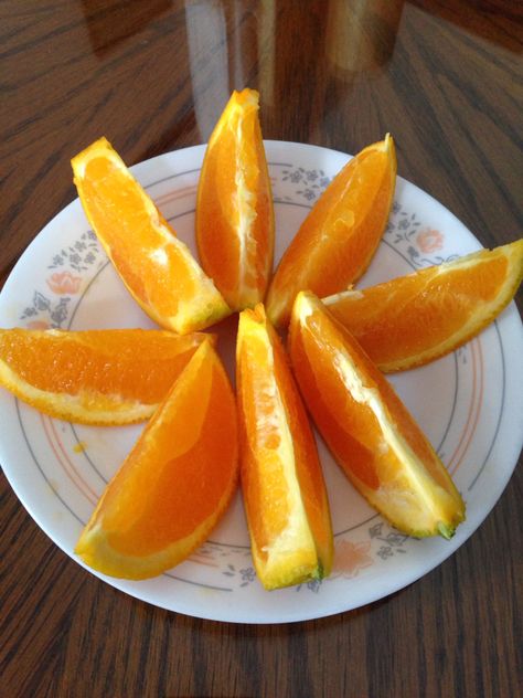 Fresh/Juicy Organic Sunkist Orange Sunkist Orange, Drink Recipes, Healthy Food, Food And Drink, Healthy Recipes, Fruit, Orange, Quick Saves