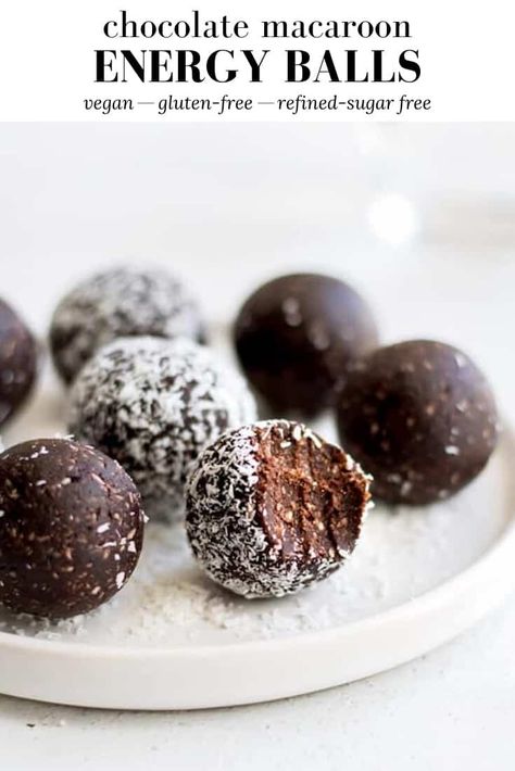 Cocoa Energy Balls, Healthy Dorm Food, Chocolate Macaroon, Food High Protein, Vegan Meal Prep Ideas, Inflammatory Meals, Healthy Bakes, Healthier Baking, Chia Recipes