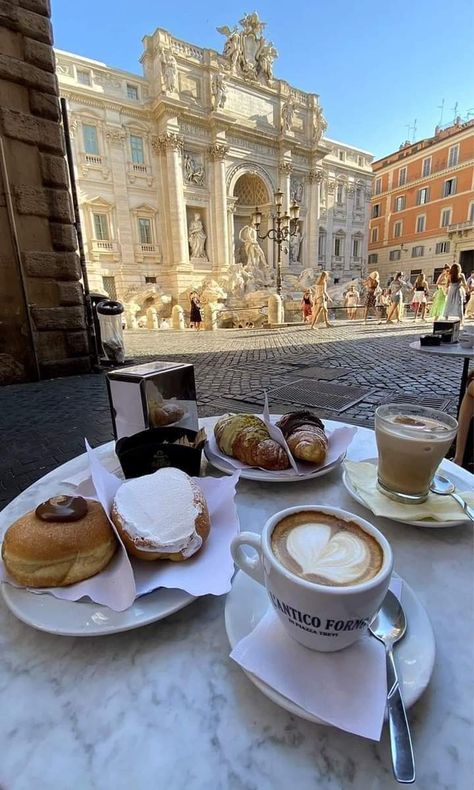 Italy Vibes, Vision Board Pics, Manifesting Vision Board, Vision Board Images, Vision Board Photos, Vision Board Pictures, Dream Vision Board, Life Vision Board, Vision Board Manifestation