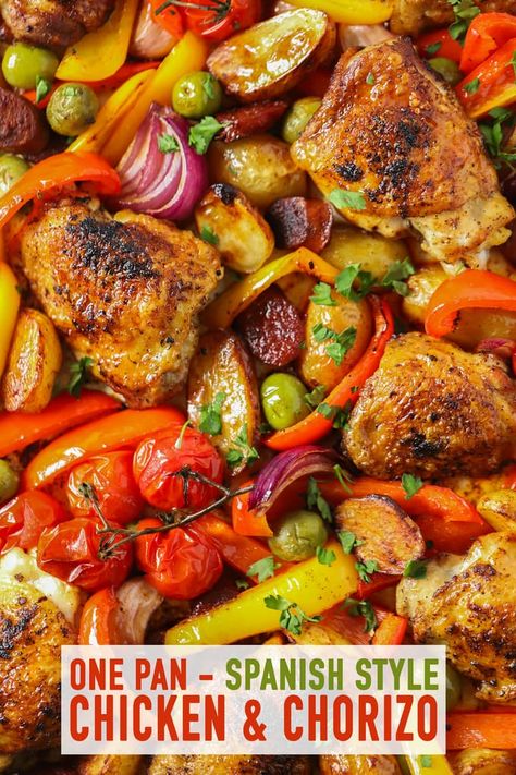 Chicken Tray Bake Recipes, Chorizo Recipes Dinner, Spanish Chicken And Chorizo, Spanish Chicken Recipes, Chicken And Chorizo, Quick Chicken Dinner, Chicken Tray Bake, Chorizo And Potato, Spanish Chicken