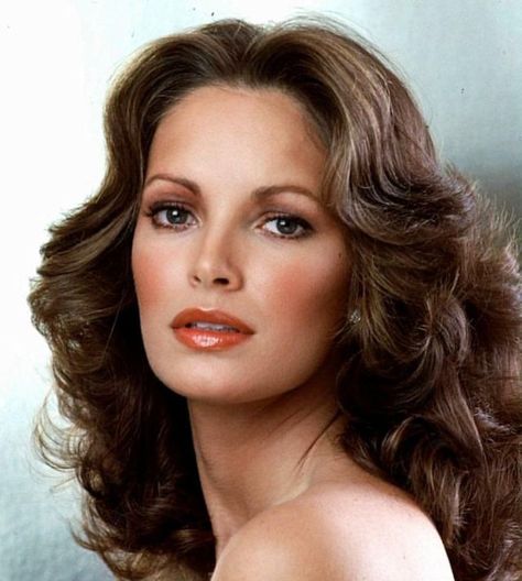 Jaclyn Smith Charlie's Angels, Jacklyn Smith, 40 & Fabulous, 70s Hair, Kate Jackson, Charlie’s Angels, Charlies Angels, Farrah Fawcett, Jaclyn Smith