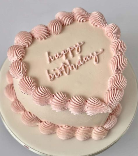 Sweetheart Cake | Birthdays Cute Cake Inspo Simple, Simple Round Birthday Cake Women, Heart Shaped Aesthetic Cake, Heart Shaped Smash Cake, Heart Shape Cakes Ideas, Birthday Cakes Heart Shape, Birthday Cakes 14th Birthday, Heart 21st Birthday Cake, Cute Heart Birthday Cakes