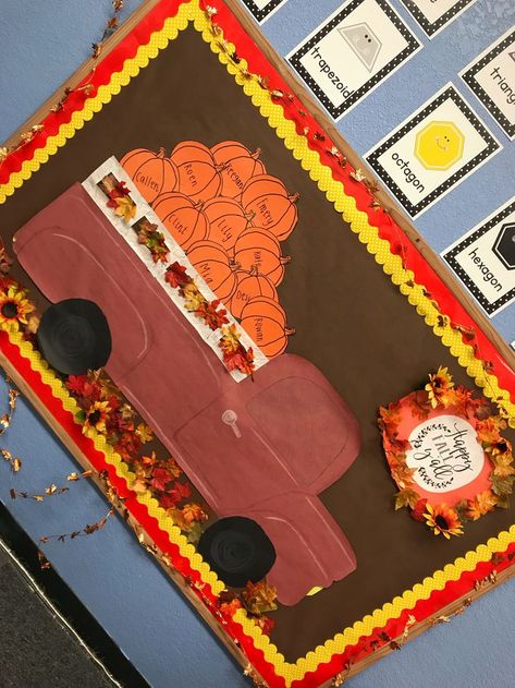 Fall Themed Classroom Bulletin Boards, Fall Boards For Toddlers, Truck Bulletin Board Ideas, Fall Truck Bulletin Board, Fall Classroom Board Ideas, Fall Boards For Preschool, Fall Bulletin Boards For Daycare, Preschool Fall Bulletin Boards, Thanksgiving Bulletin Boards For School