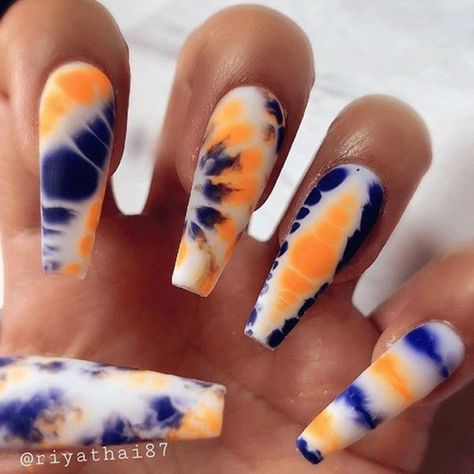 Tie Dye Nail Art, Trending Nail Colors, Latest Nail Colours, Fingernail Ideas, Neon Pink Nails, Nails Orange, My Birthday Month, Summer Nails 2024, City Nails