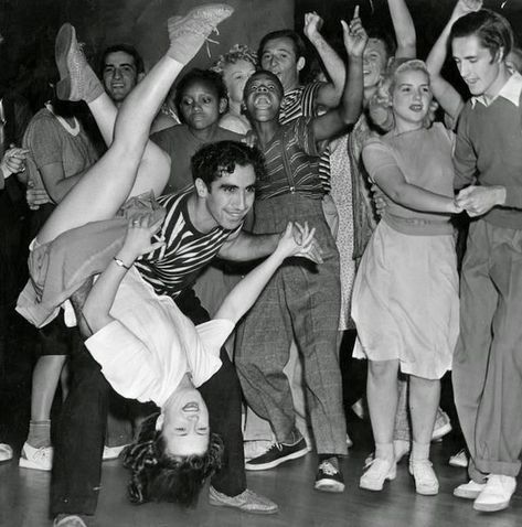 Rock And Roll Dance, History Of Dance, 1950s Rock And Roll, Rockabilly Cars, Lindy Hop, Rock N Roll Style, Swing Dancing, Studio 54, Rhythm And Blues