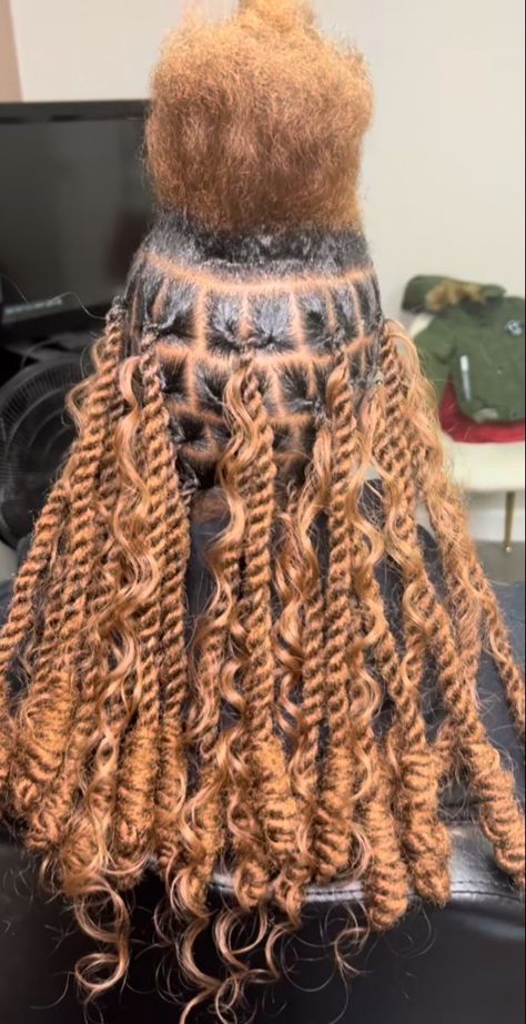 Blonde Invisible Locs, Invisible Locs With Color, Invisible Locks, Invisible Locs, Short Locs Hairstyles, Girl Braided Hairstyles, Faux Locs Hairstyles, Box Braids Hairstyles For Black Women, Dyed Hair Inspiration