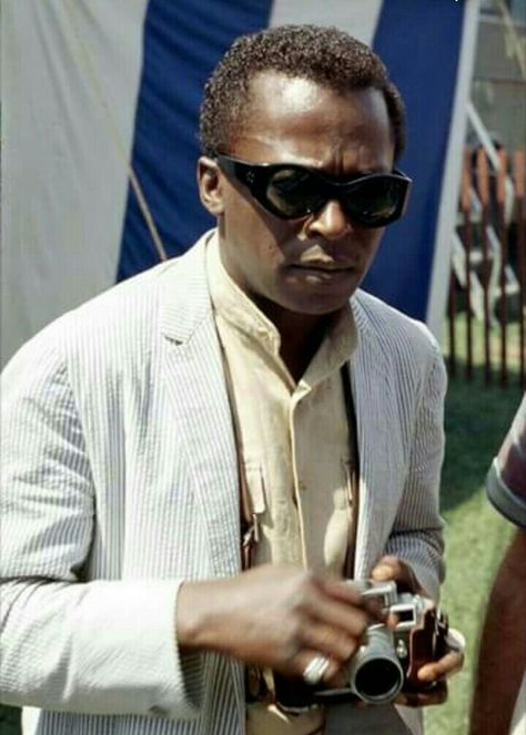 1958; that extremely snappy dresser Miles Davis in a nice seersucker jacket Ig Journal, Newport Jazz Festival, Keith Jarrett, Gq Fashion, Seersucker Suit, Ivy League Style, Ivy Style, Jazz Musicians, Miles Davis