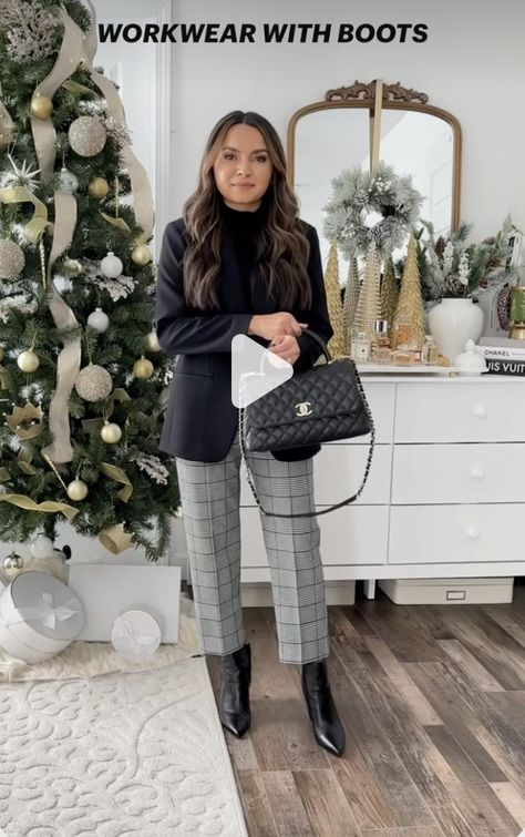 Black Leather Booties Outfit, Leather Booties Outfit, Plaid Pants Outfit, Black Blazer Outfit, Booties Outfit, Blazer Outfit, Black Turtleneck, Blazer Outfits, Plaid Pants